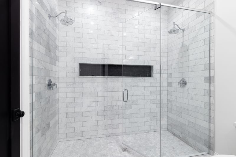 Shower with Space-Saving Sliding Doors